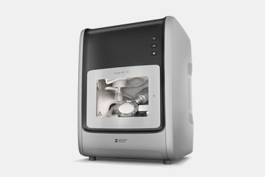 歯科用ミリングマシン「inLab MC X5」